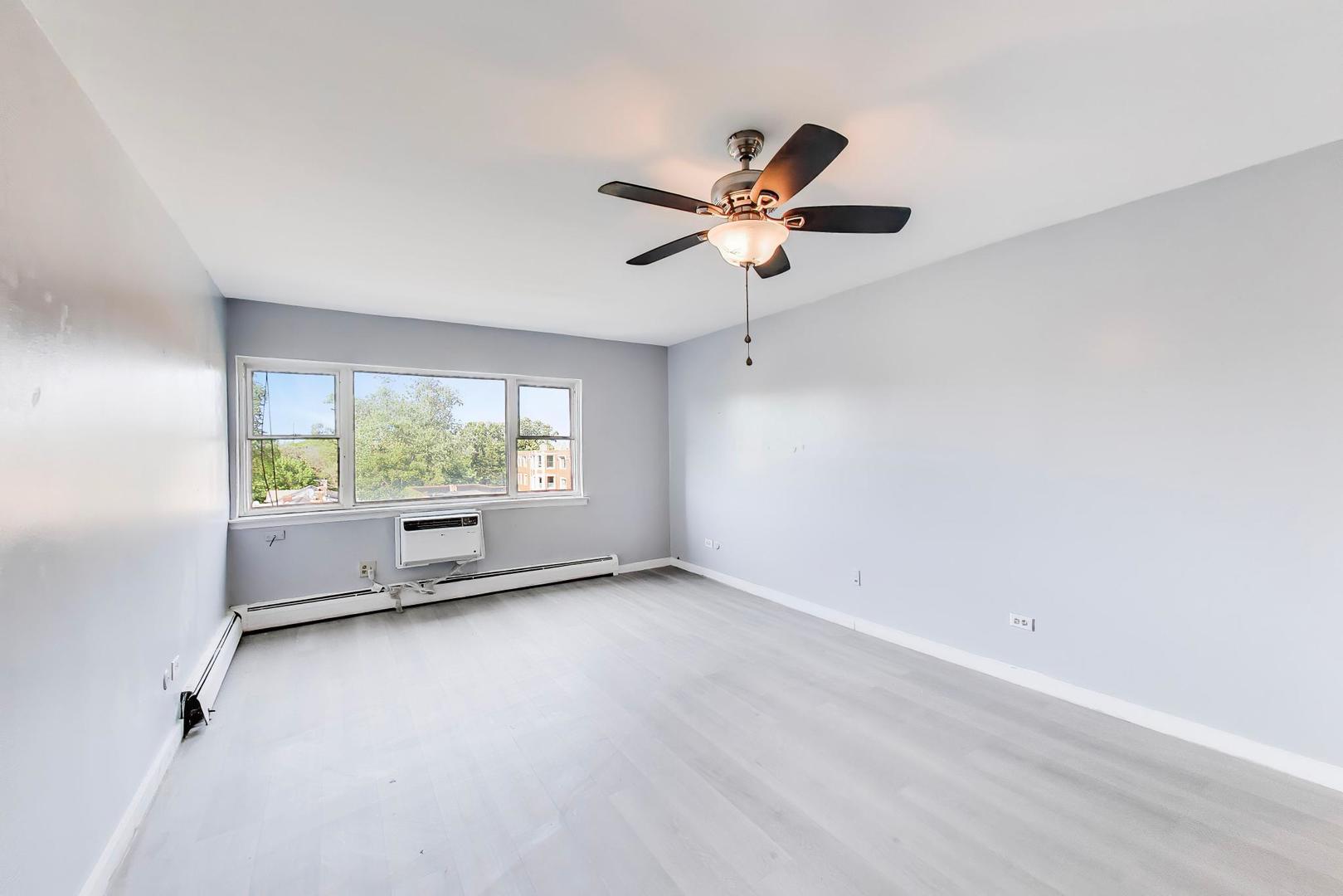 5th image of 7854 S South Shore Dr #502, Chicago, IL 60649 | MLS# 12712604