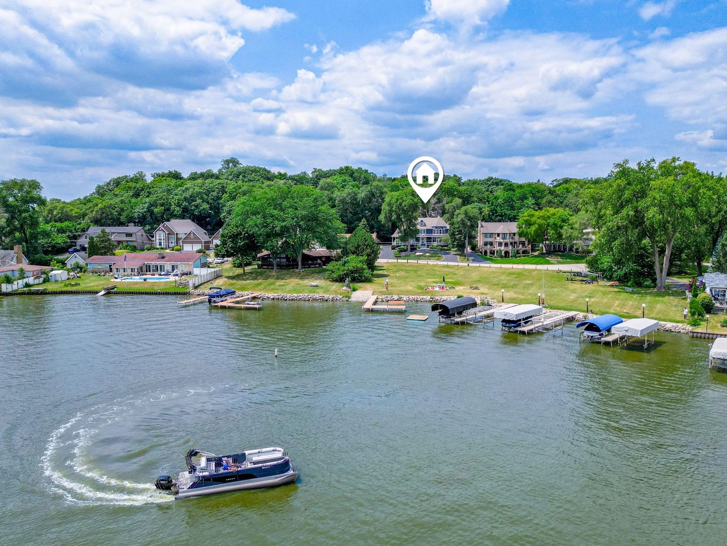 2nd image of 38 N Holly Ave, Fox Lake, IL 60020 | MLS# 12712635