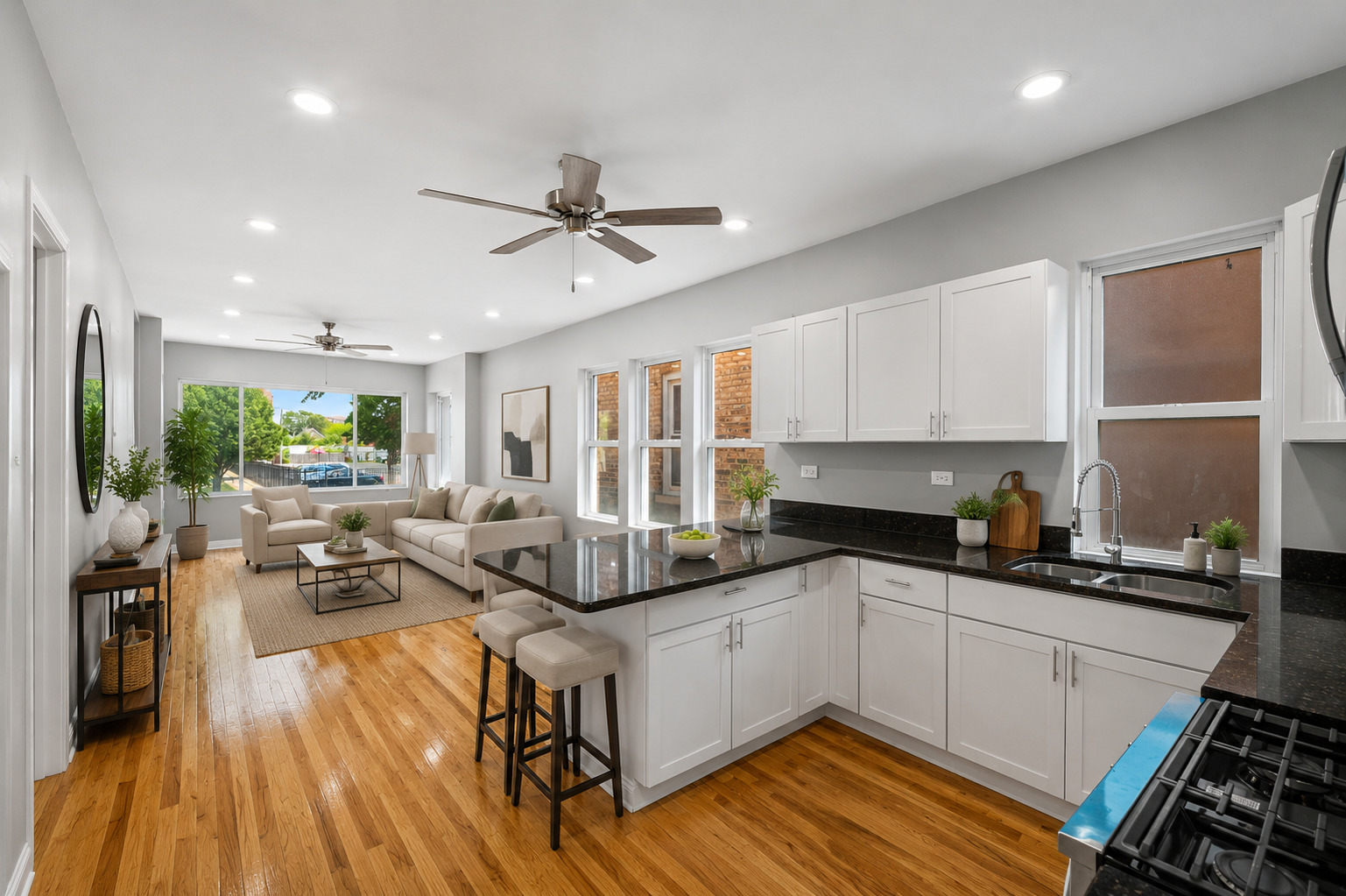3rd image of (Undisclosed), Chicago, IL 60620 | MLS# 12712751