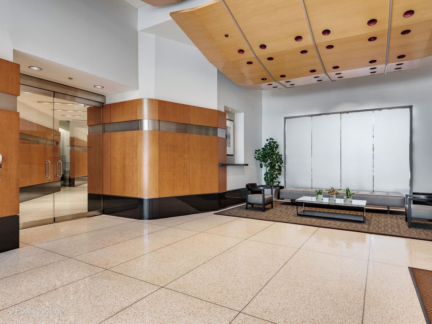 2nd image of 512 N Mcclurg Ct #5002, Chicago, IL 60611 | MLS# 12712753