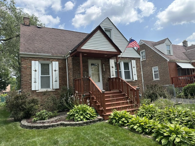 2nd image of 17611 Maple St, Lansing, IL 60438 | MLS# 12712953