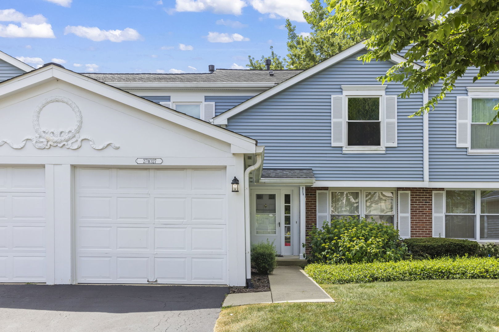 2nd image of 27w327 Providence Ln, Winfield, IL 60190 | MLS# 12712955