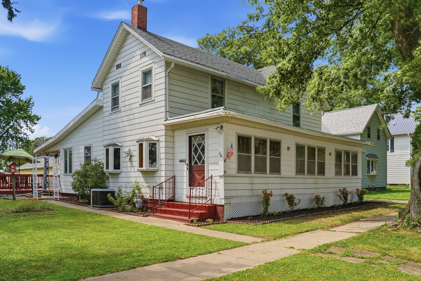 Homes for sale in Amboy, IL | 22 N Metcalf Ave, Amboy, IL 61310 | MLS# 12712965