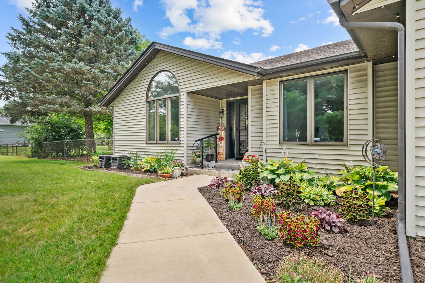 Homes for sale in South Beloit, IL | 14624 Joseph Pkwy, South Beloit, IL 61080 | MLS# 12712994