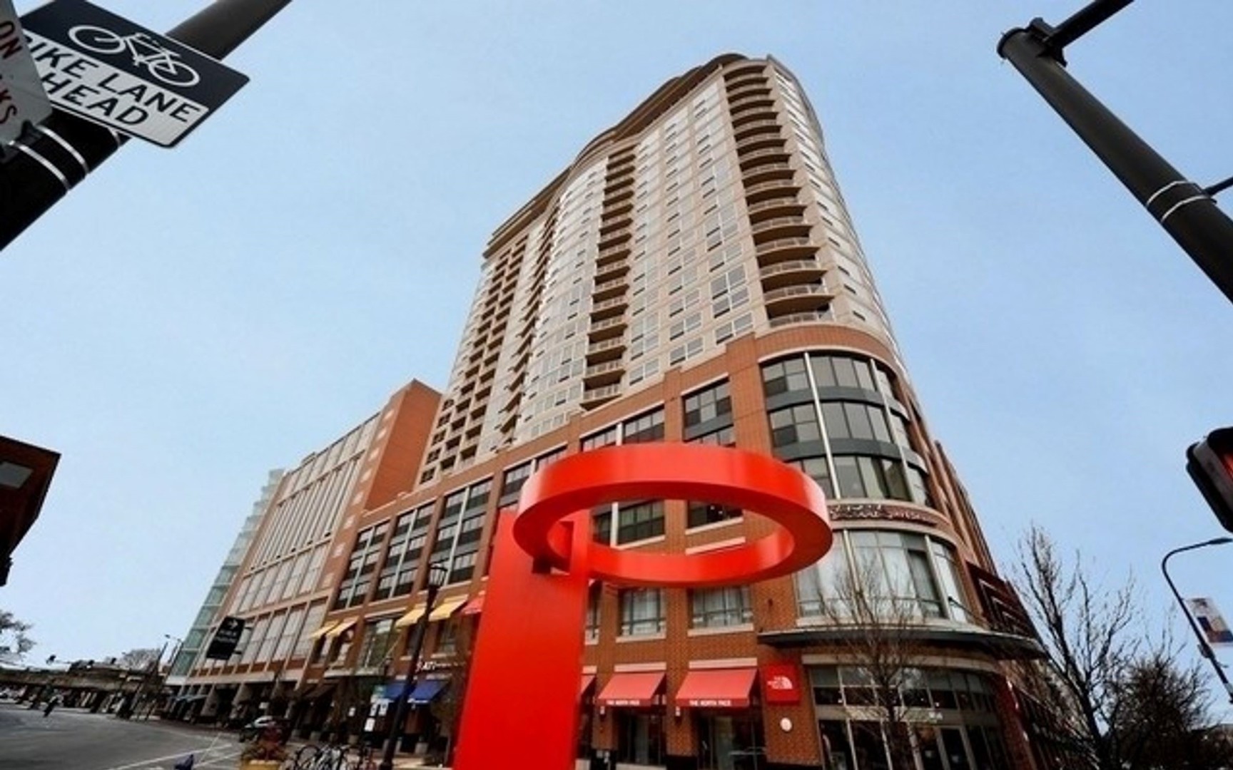 1st image of 807 Davis St #1211, Evanston, IL 60201 | MLS# 12713007