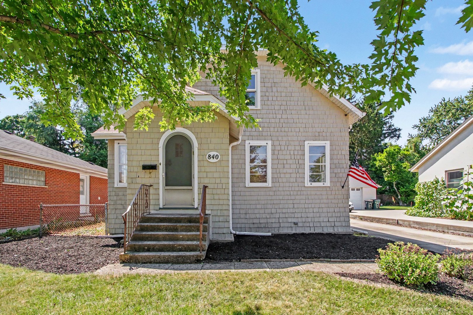Homes for sale in Arlington Heights, IL | 840 N Arlington Heights Rd, Arlington Heights, IL 60004 | MLS# 12713026