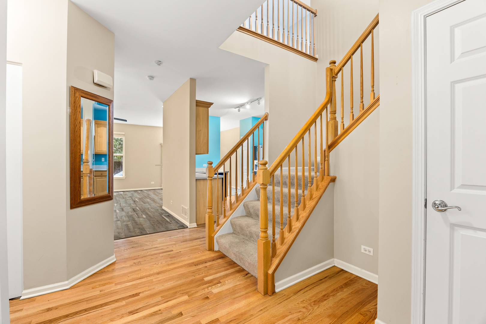 4th image of 260 Ridge Rd, North Aurora, IL 60542 | MLS# 12713064
