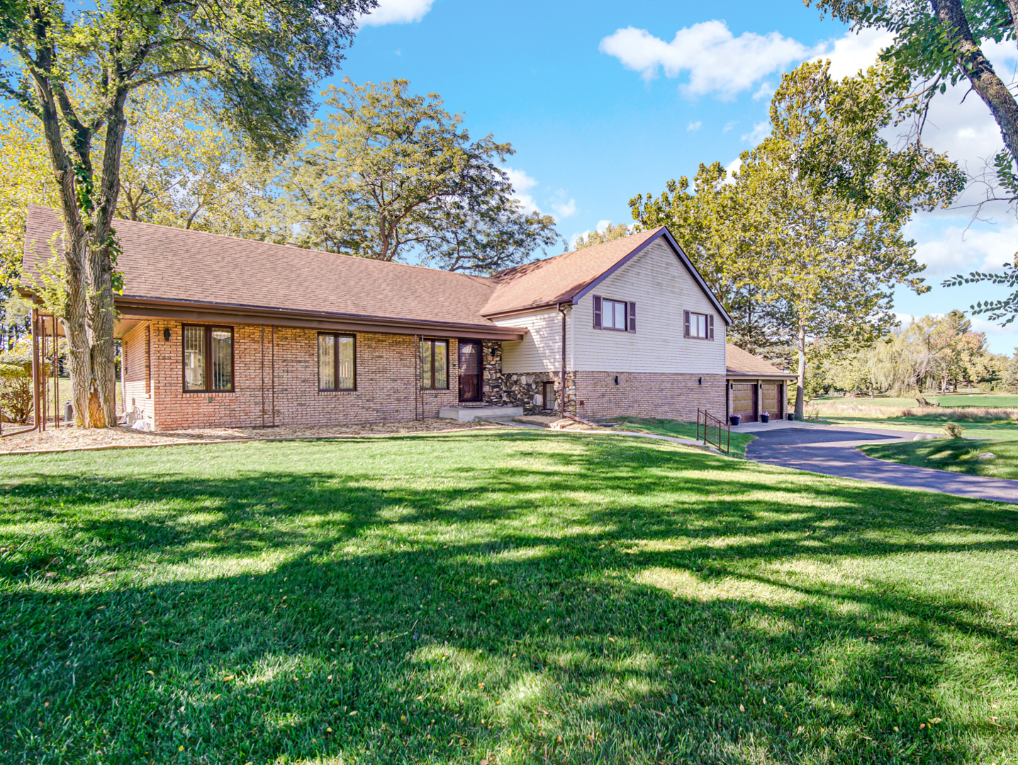 36th image of 3317 E Buried Oak Dr, Crete, IL 60417 | MLS# 12713088