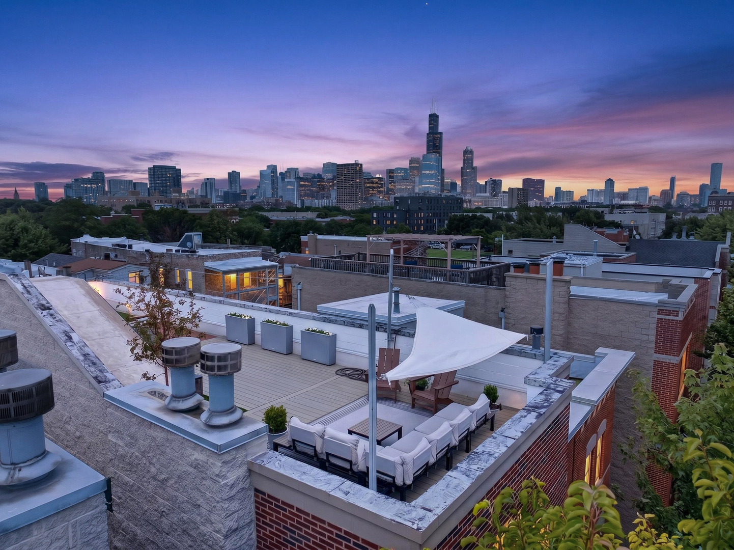 2nd image of 1320 W Grenshaw St #2, Chicago, IL 60607 | MLS# 12713130