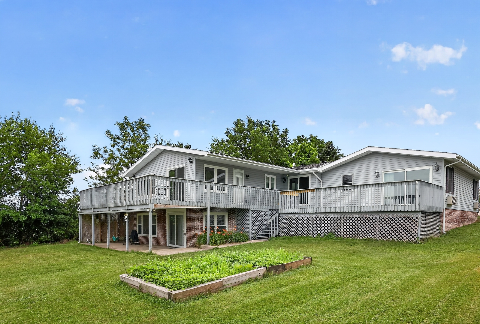Homes for sale in Davis, IL | 1904 Baintree Rd, Davis, IL 61019 | MLS# 12713134