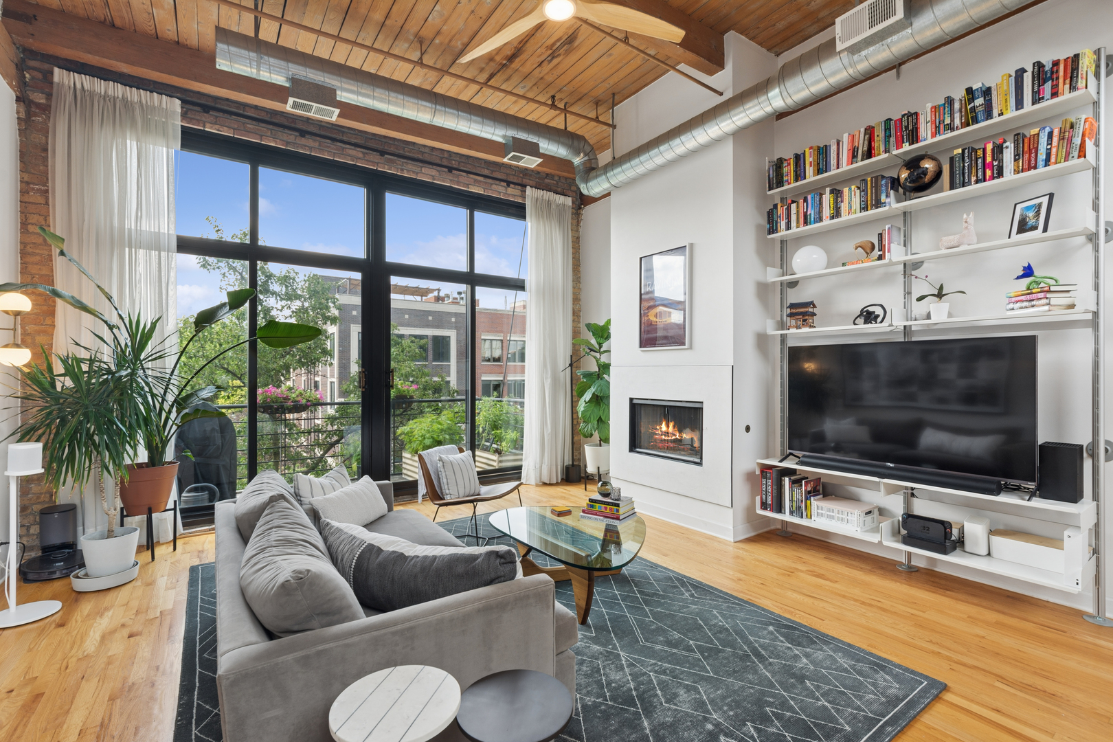 5th image of 2300 W Wabansia Ave #308, Chicago, IL 60647 | MLS# 12713248