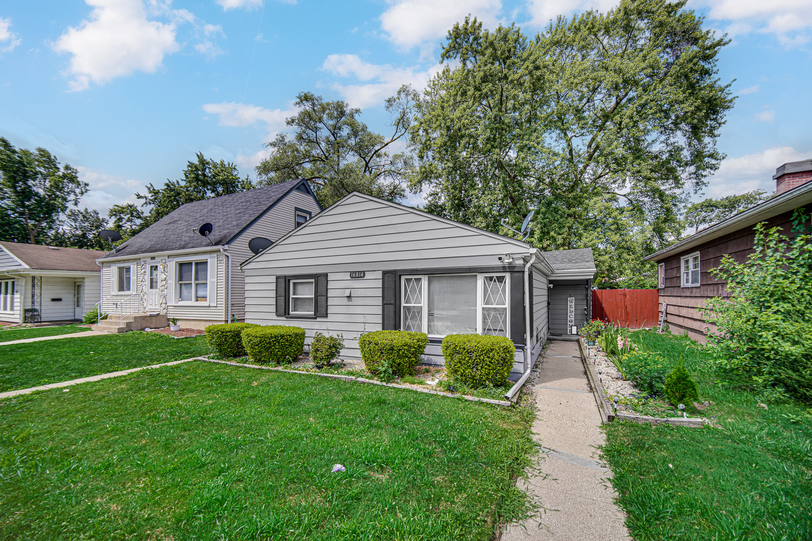 2nd image of 16814 Crane Ave, Hazel Crest, IL 60429 | MLS# 12713277