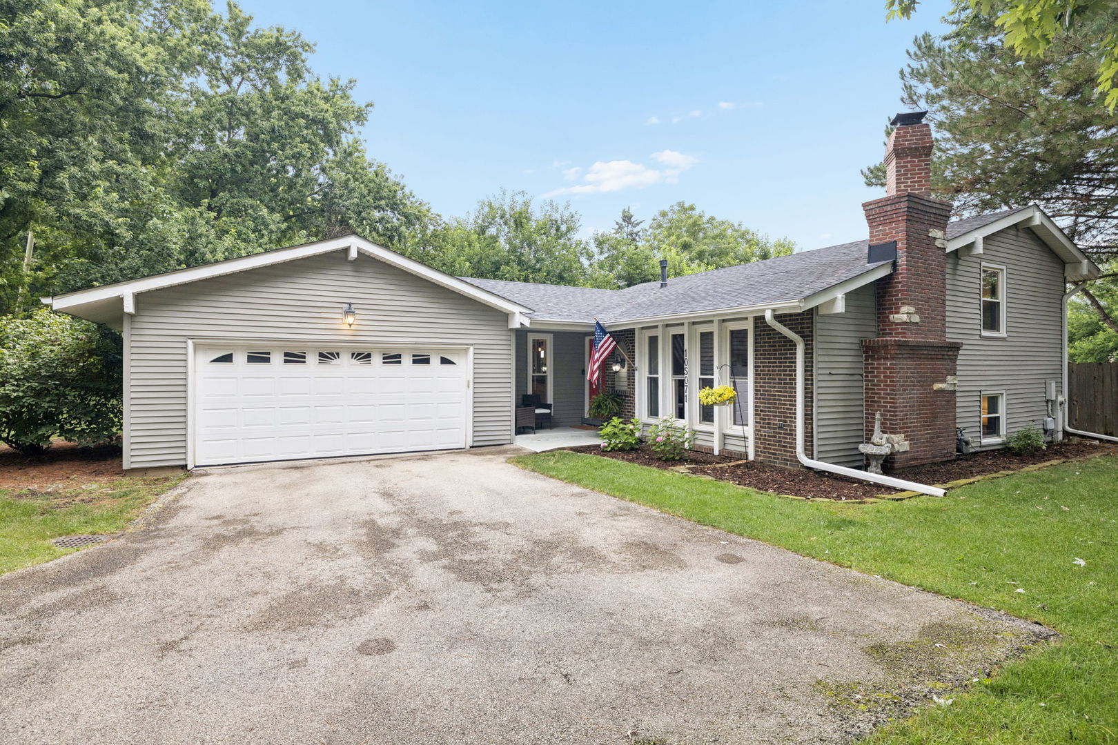 3rd image of 10S071 Ridge Rd, Naperville, IL 60565 | MLS# 12713319