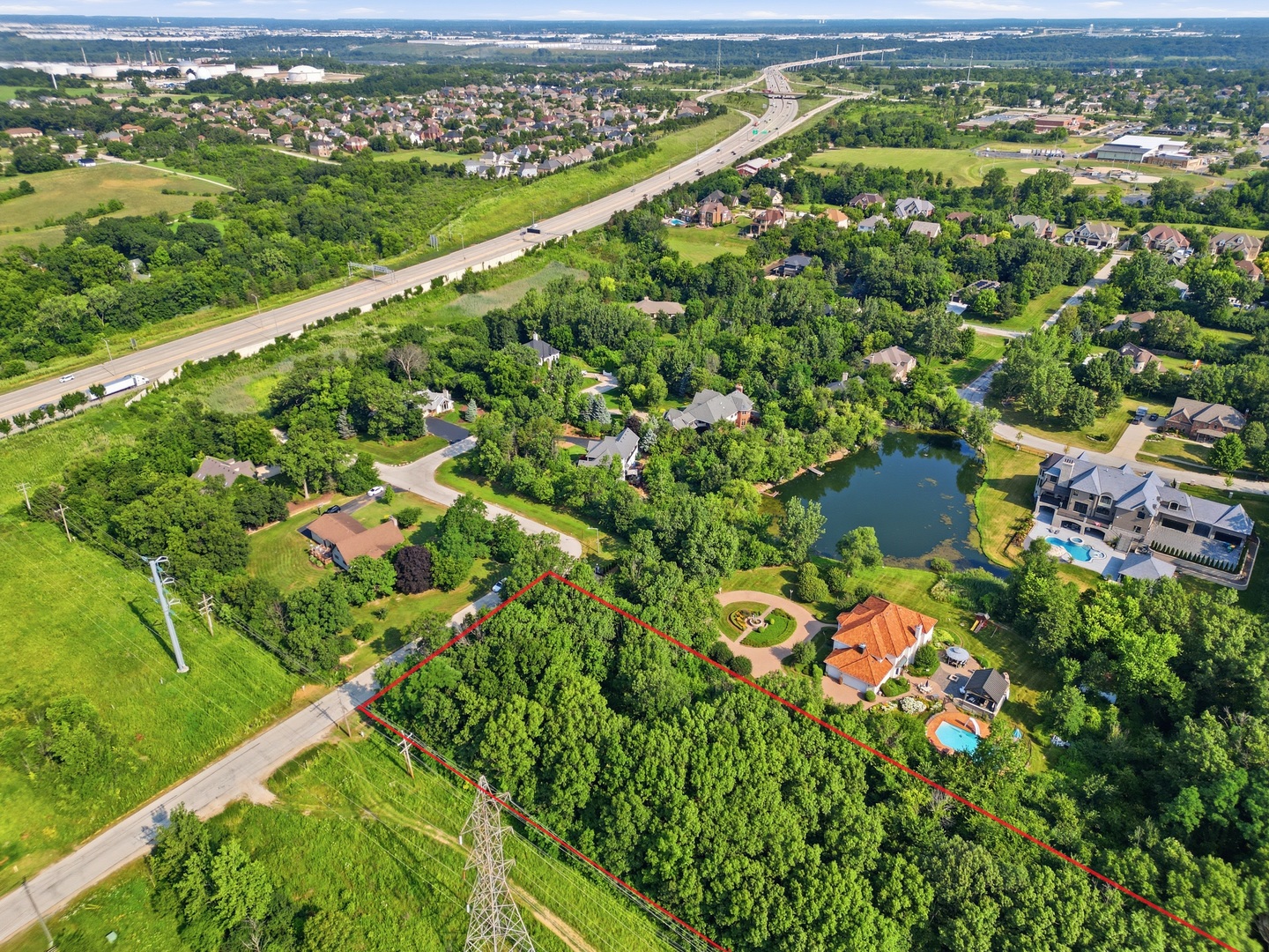 2nd image of 1365 Gordon Ln, Lemont, IL 60439 | MLS# 12713321
