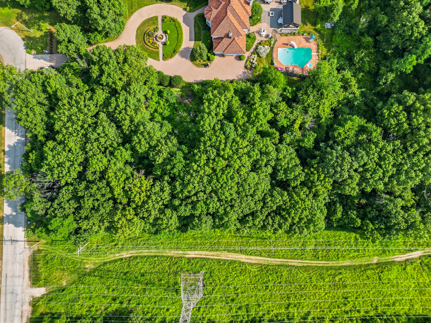 5th image of 1365 Gordon Ln, Lemont, IL 60439 | MLS# 12713321