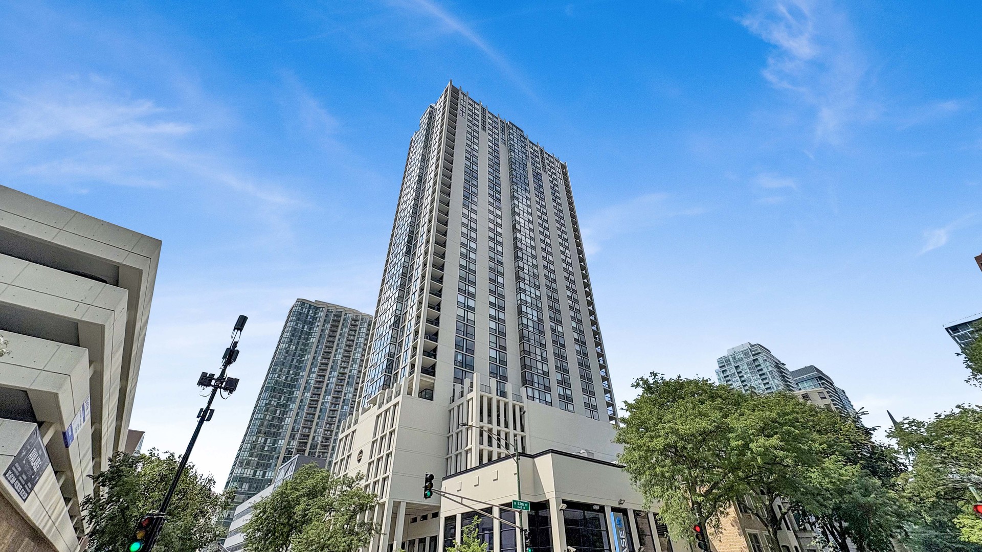 1st image of 1122 N Clark St #1402, Chicago, IL 60610 | MLS# 12713328