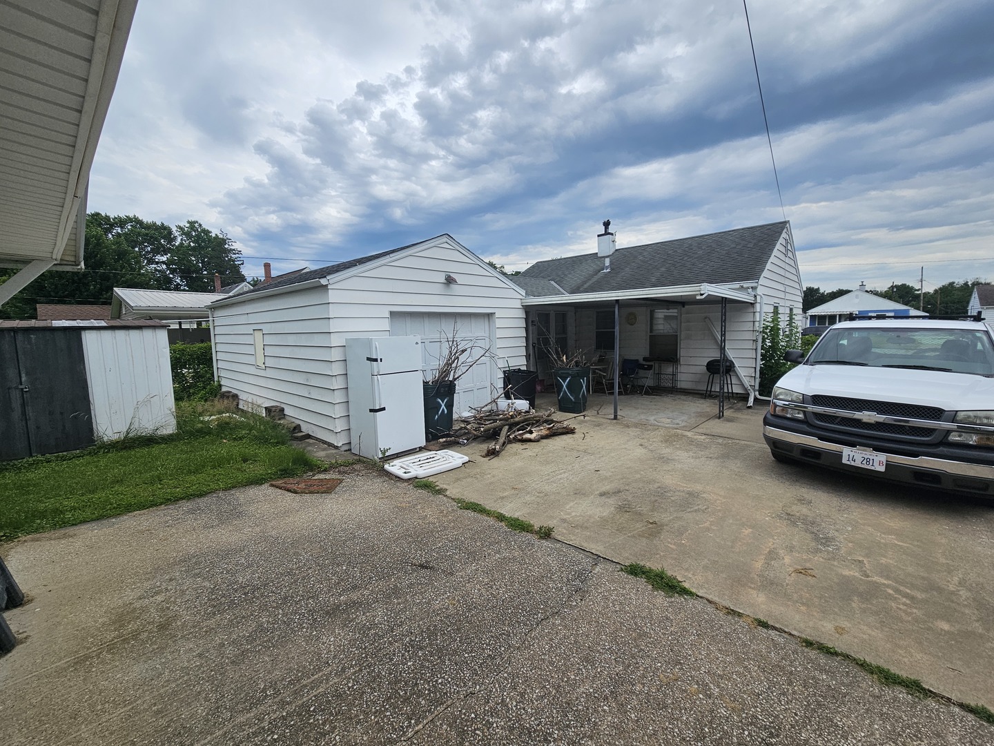 3rd image of 2521 Oak St, Quincy, IL 62301 | MLS# 12713350