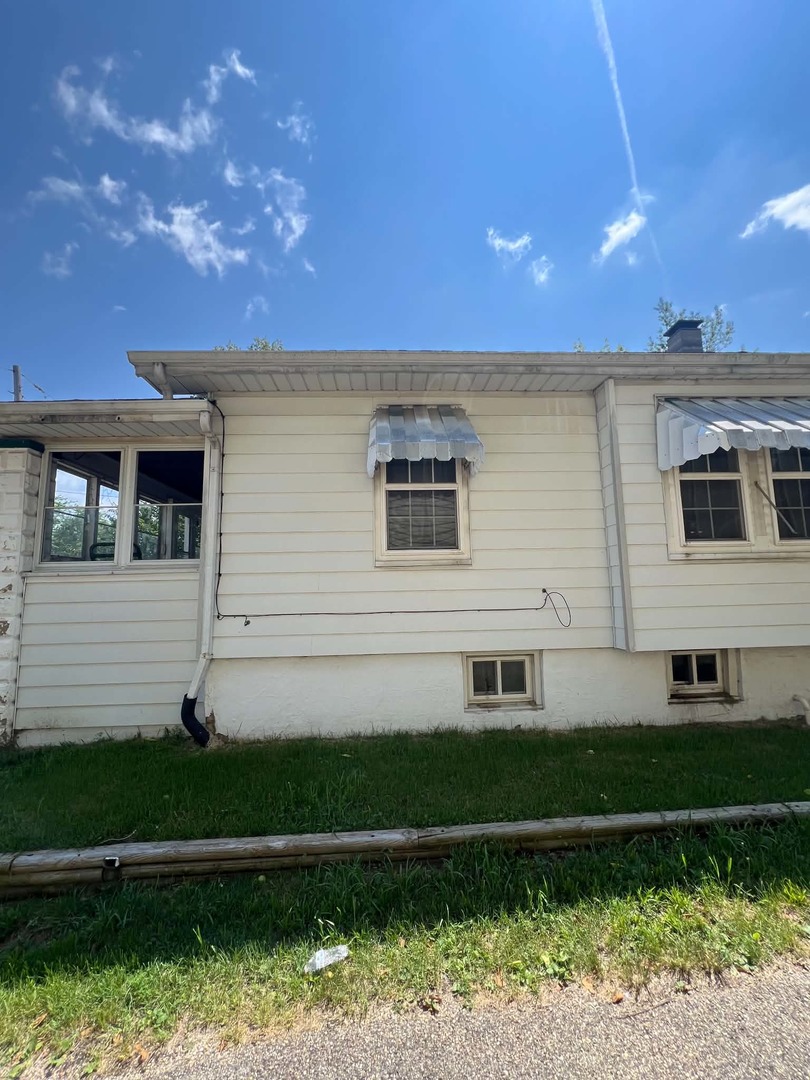 2nd image of 504 W Virginia Ave, Peoria, IL 61604 | MLS# 12713429