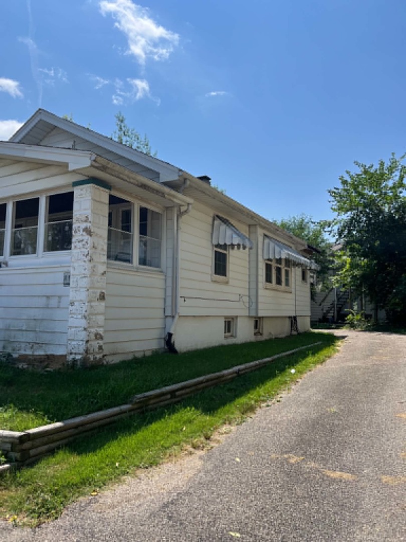 5th image of 504 W Virginia Ave, Peoria, IL 61604 | MLS# 12713429