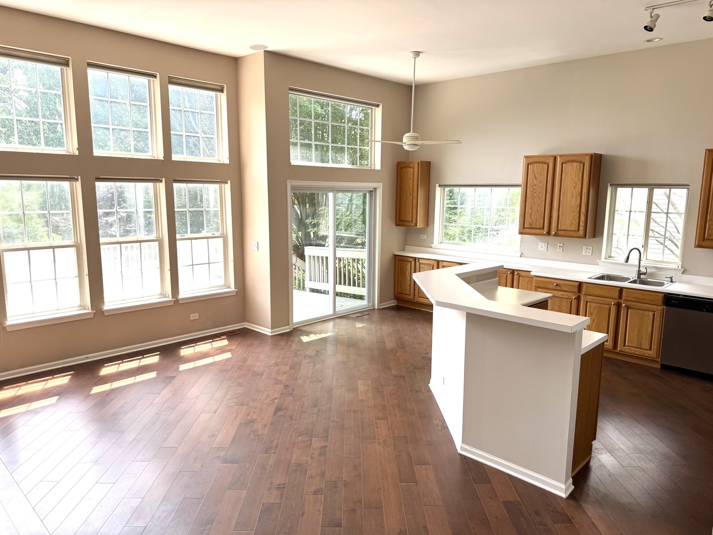 5th image of 7187 Dada Dr, Gurnee, IL 60031 | MLS# 12713441