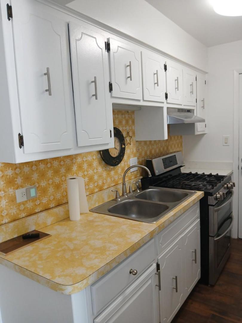 2nd image of 3400 W 55Th St, Chicago, IL 60632