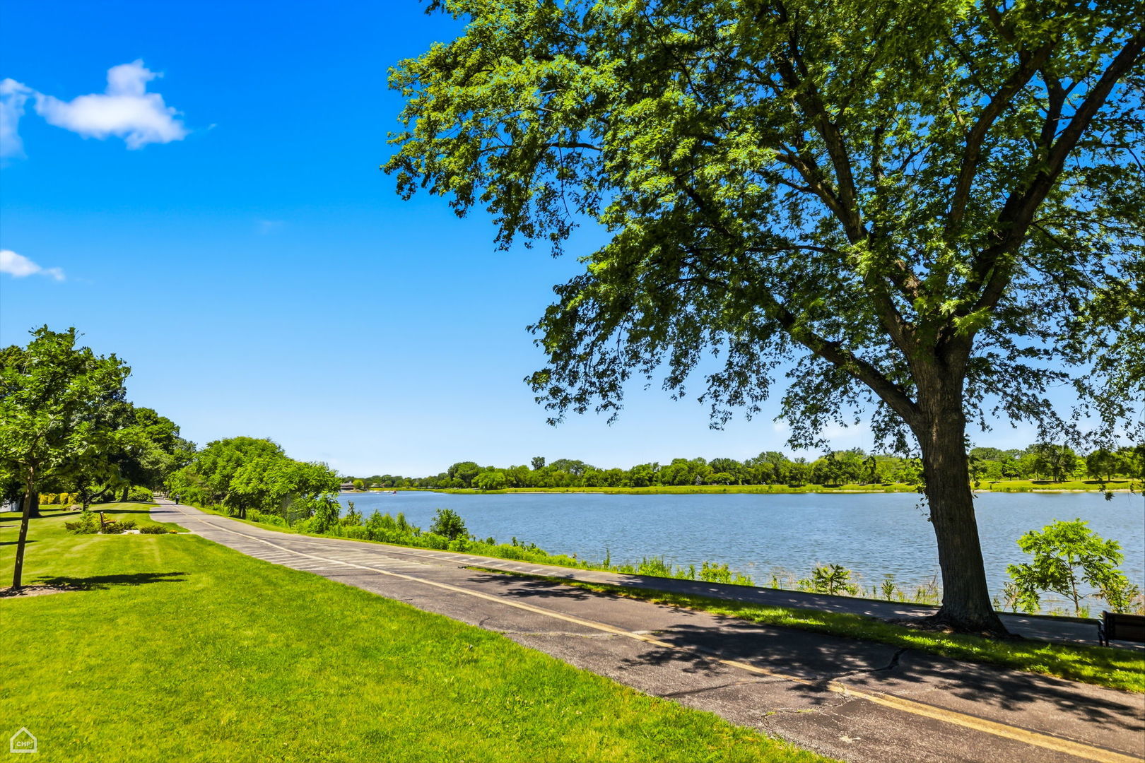 Homes for sale in Arlington Heights, IL | 1911 N Silver Lake Rd, Arlington Heights, IL 60004 | MLS# 12713480