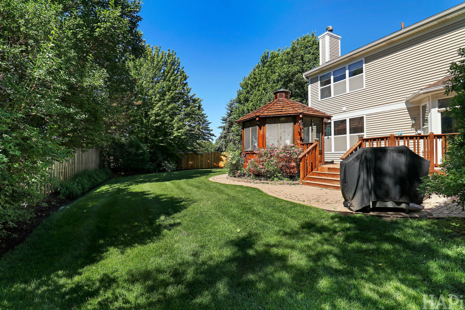 2nd image of 2001 Sparrow Cir, Round Lake, IL 60073 | MLS# 12713481