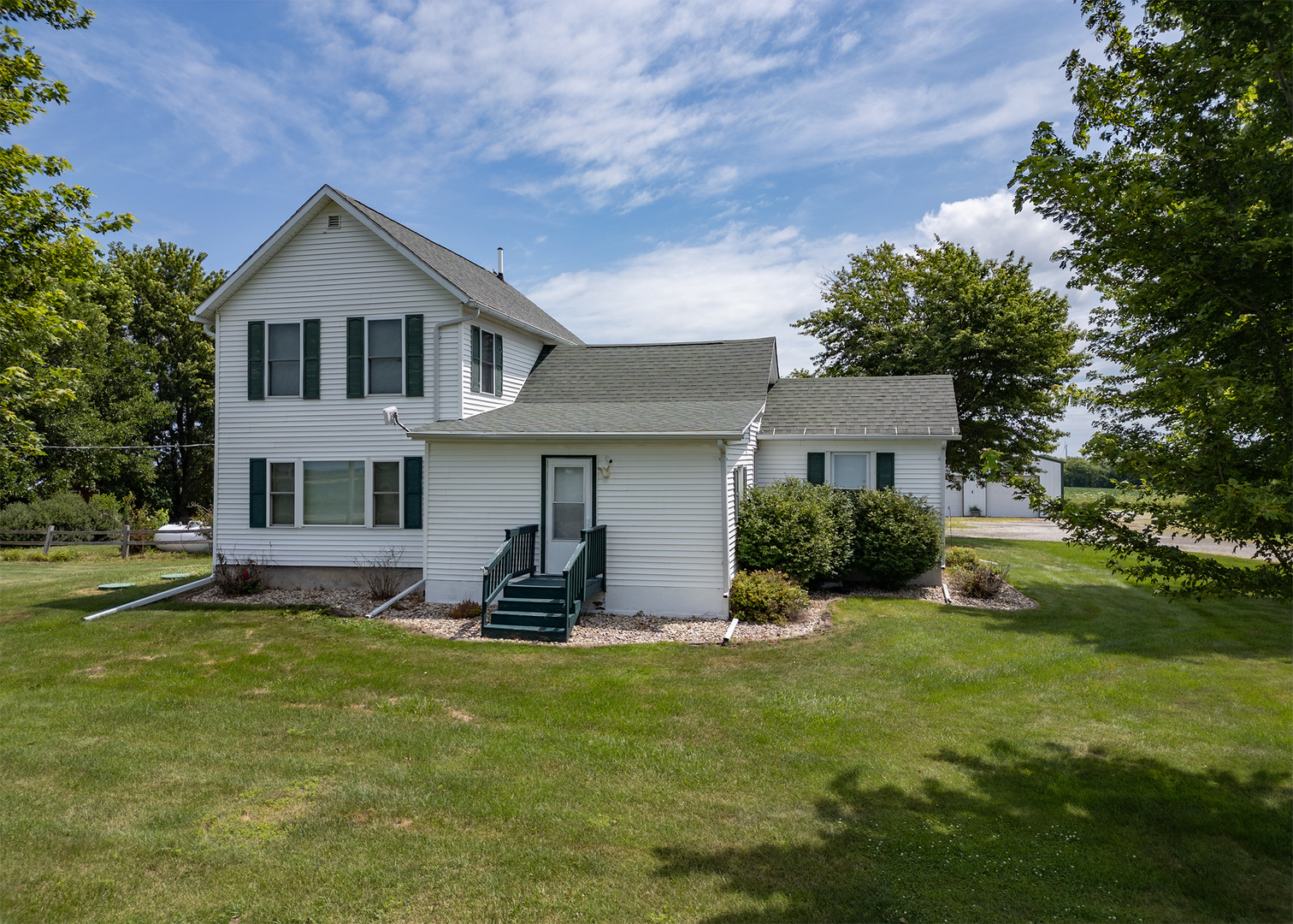 Homes for sale in Cambridge, IL | 6888 E 1200th St, Cambridge, IL 61238 | MLS# 12713523