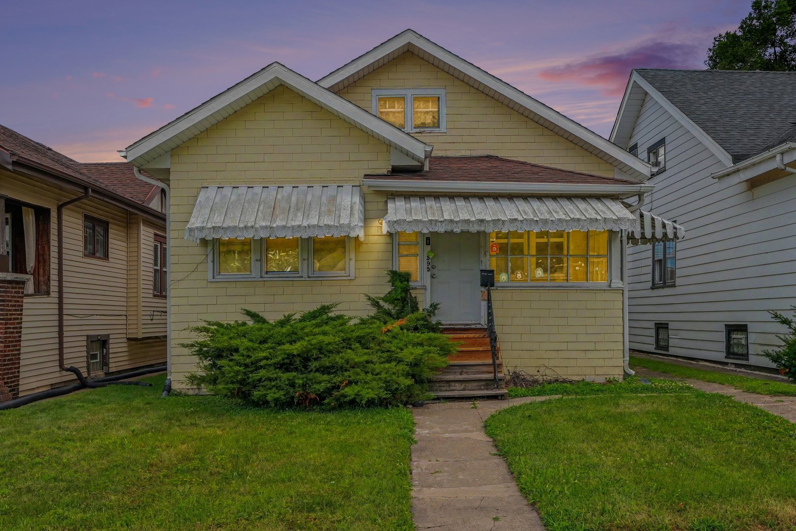 2nd image of 595 Forsythe Ave, Calumet City, IL 60409 | MLS# 12713575