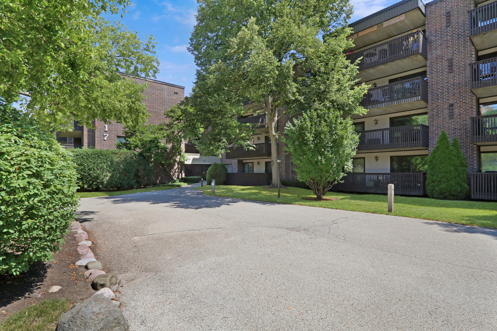 1st image of 917 Vose Dr #405, Gurnee, IL 60031 | MLS# 12713588