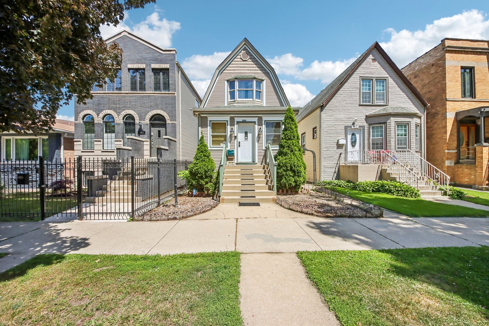 2nd image of 3819 N Kilpatrick Ave, Chicago, IL 60641 | MLS# 12713628