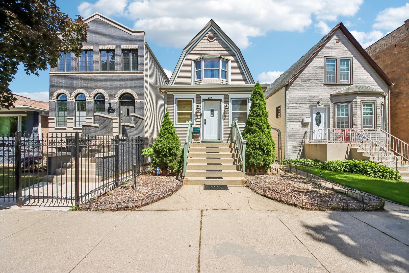 3rd image of 3819 N Kilpatrick Ave, Chicago, IL 60641 | MLS# 12713628