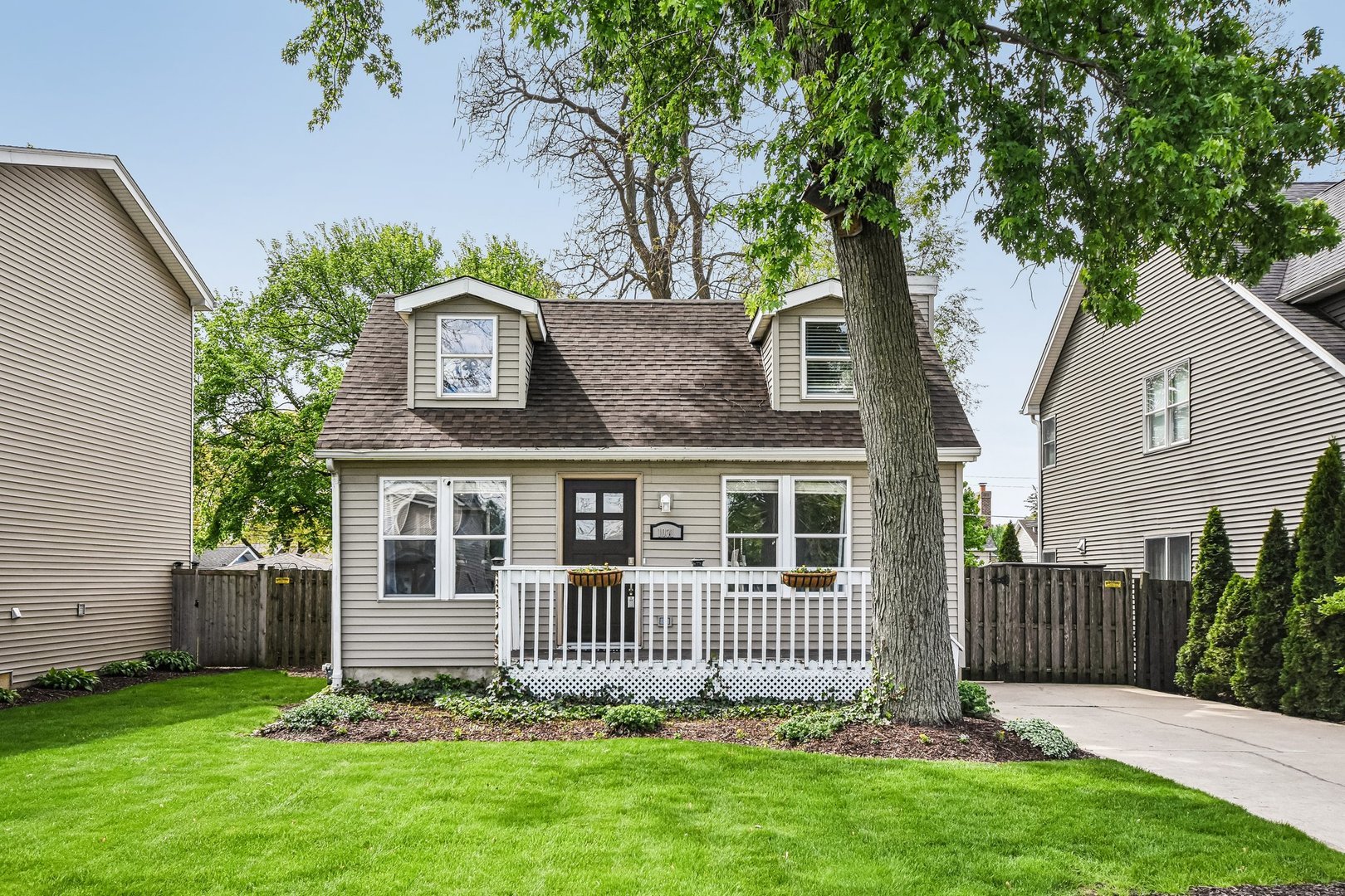 Homes for sale in Downers Grove, IL | 1031 Adelia St, Downers Grove, IL 60516 | MLS# 12713689