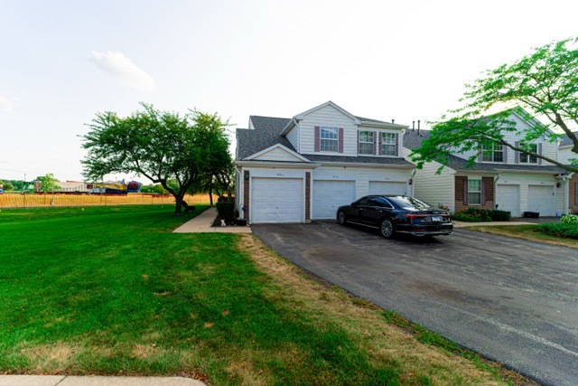 1st image of 737 W Streamwood Blvd #B, Streamwood, IL 60107 | MLS# 12713691