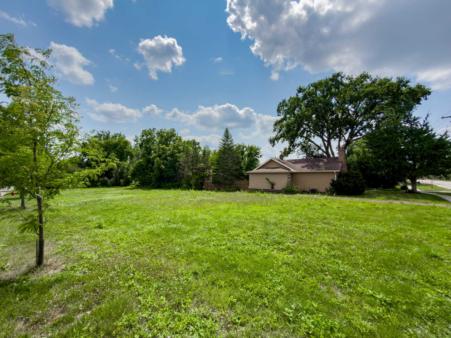 Homes for sale in Westmont, IL | 500 Ryan Ct, Westmont, IL 60559 | MLS# 12713717