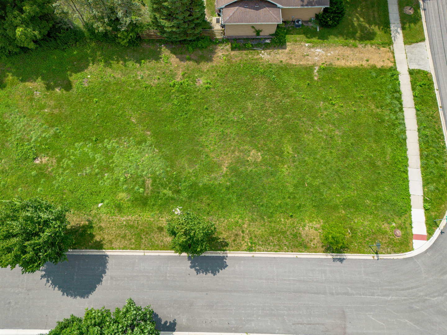 4th image of 500 Ryan Ct, Westmont, IL 60559 | MLS# 12713717