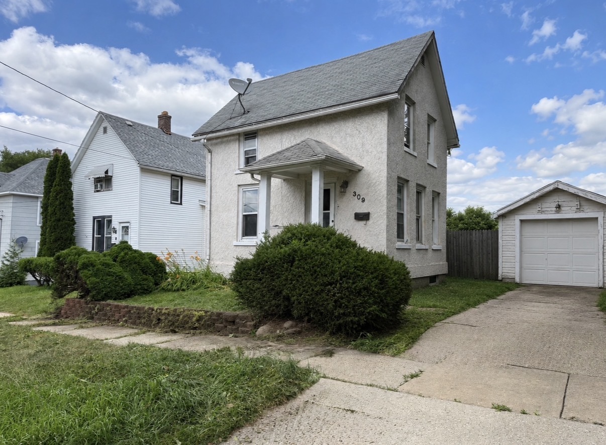 Homes for sale in Rockford, IL | 309 Adams St, Rockford, IL 61107 | MLS# 12713789