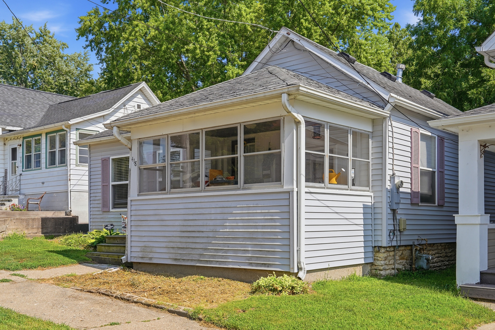 Homes for sale in Dixon, IL | 418 E 3rd St, Dixon, IL 61021 | MLS# 12713792
