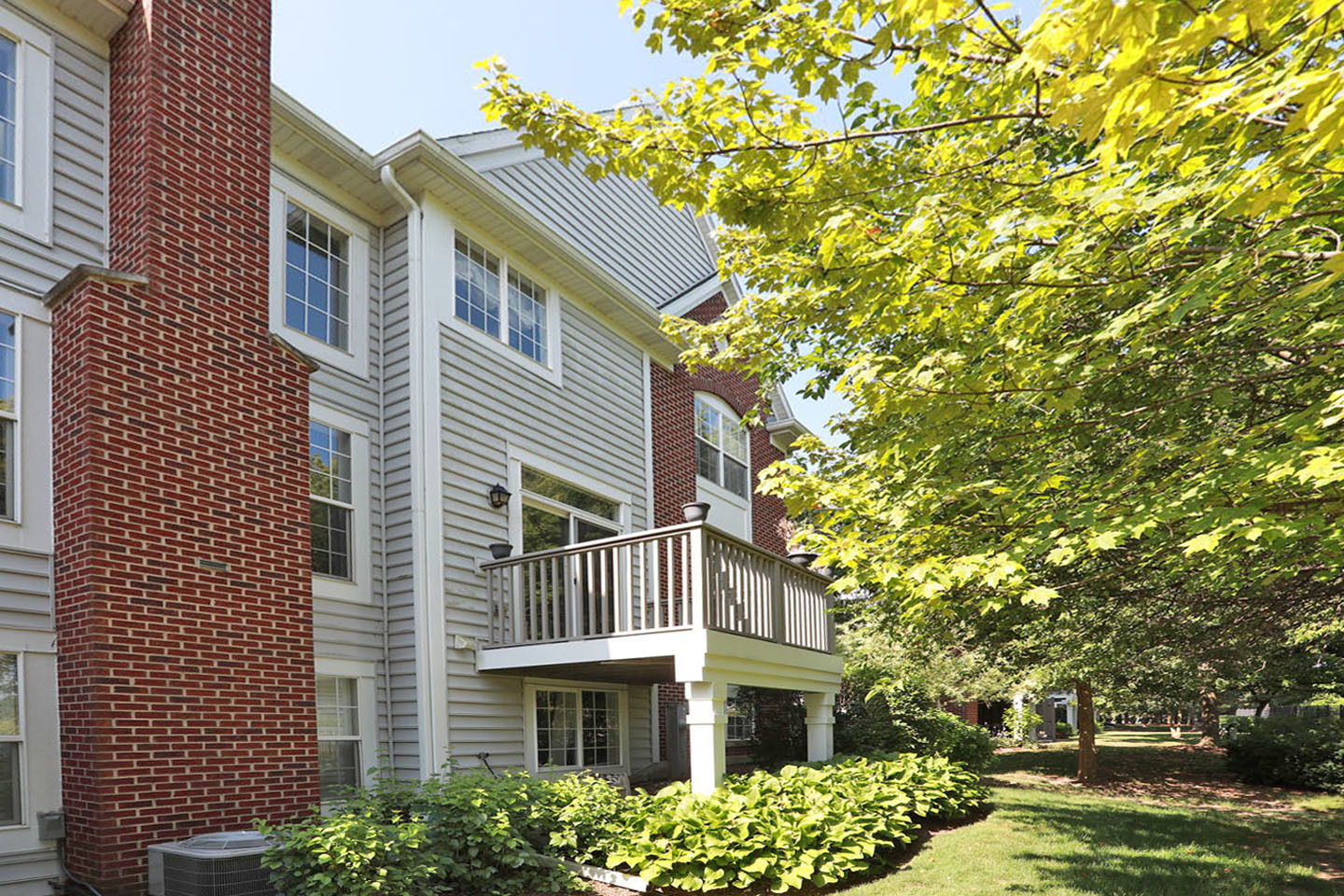 30th image of 149 Fulbright Ln, Schaumburg, IL 60194 | MLS# 12713798