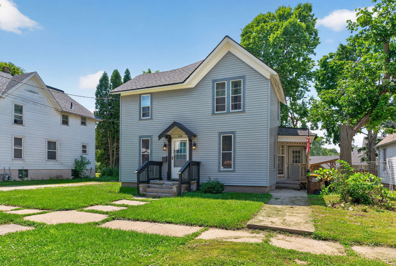 Homes for sale in Belvidere, IL | 807 Garfield Ave, Belvidere, IL 61008 | MLS# 12713819