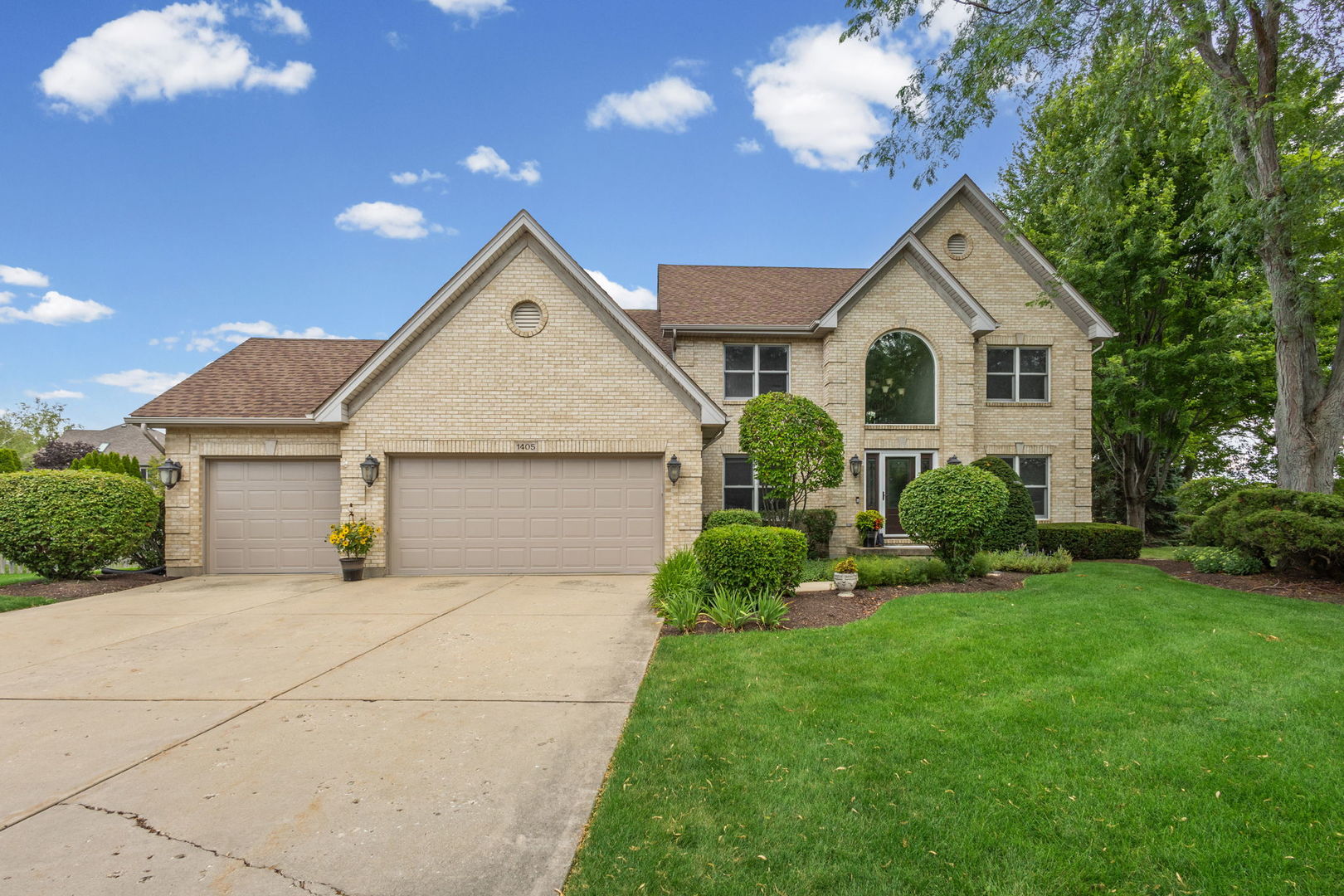 1st image of 1405 Darlington Ct, Algonquin, IL 60102 | MLS# 12713837