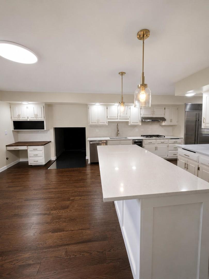 3rd image of 725 N Birchwood Rd, Frankfort, IL 60423 | MLS# 12713874