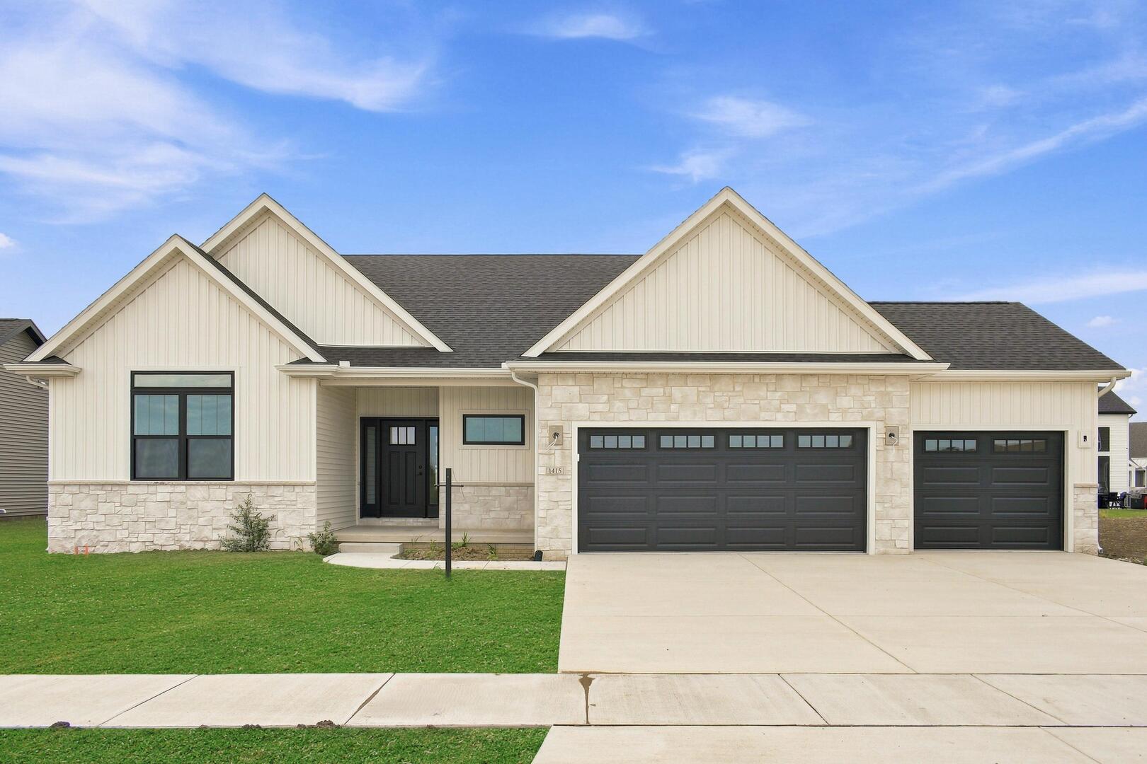 Homes for sale in Mahomet, IL | 1415 W Milton Ct, Mahomet, IL 61853 | MLS# 12713897