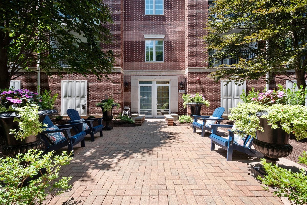 3rd image of 2536 Mcdaniel Ave, Evanston, IL 60201