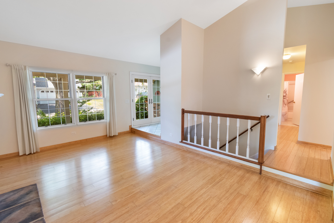 image of 645 Stout Ct, Gurnee, IL 60031 | MLS# 12713924