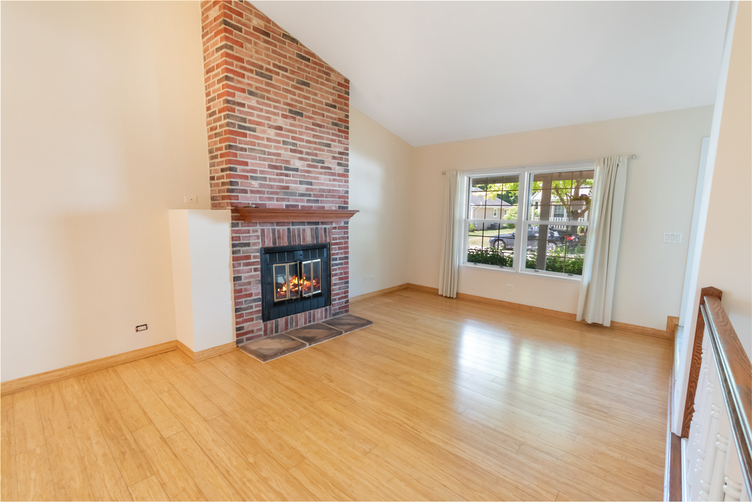 image of 645 Stout Ct, Gurnee, IL 60031 | MLS# 12713924