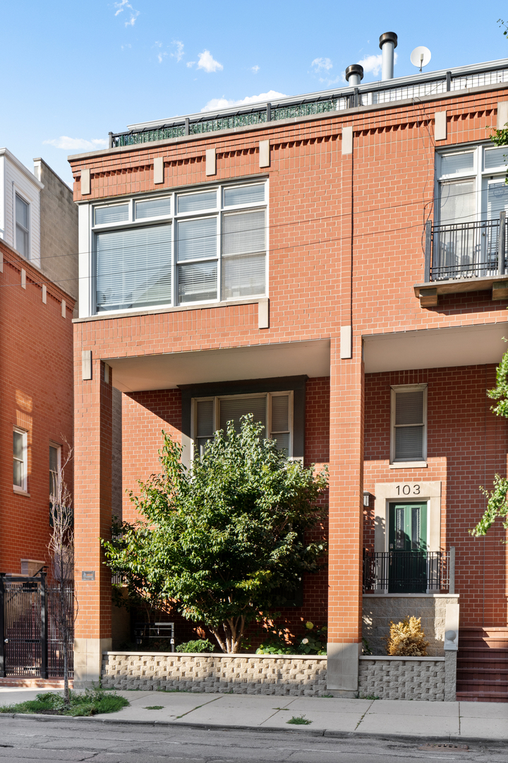 1st image of 2843 N Lincoln Ave #103, Chicago, IL 60657 | MLS# 12713958
