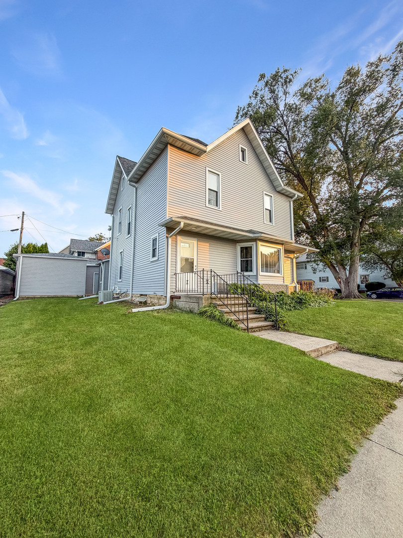 Homes for sale in Orangeville, IL | 105 W High St, Orangeville, IL 61060 | MLS# 12714010