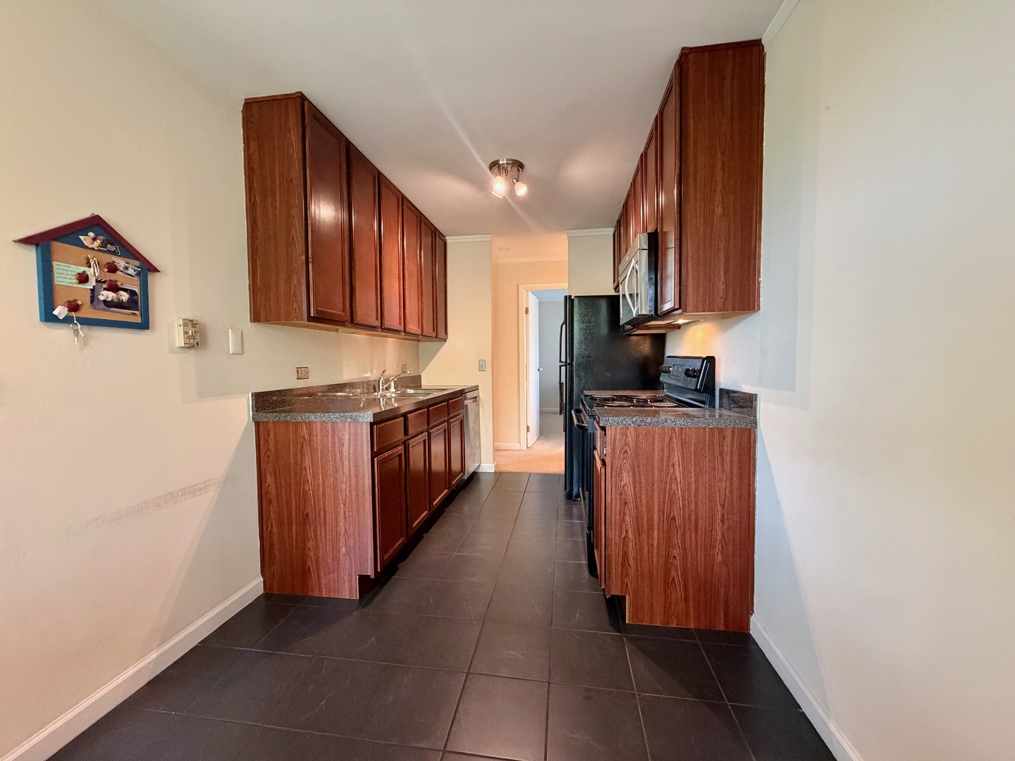 5th image of 5950 Oakwood Dr #3M, Lisle, IL 60532 | MLS# 12714040