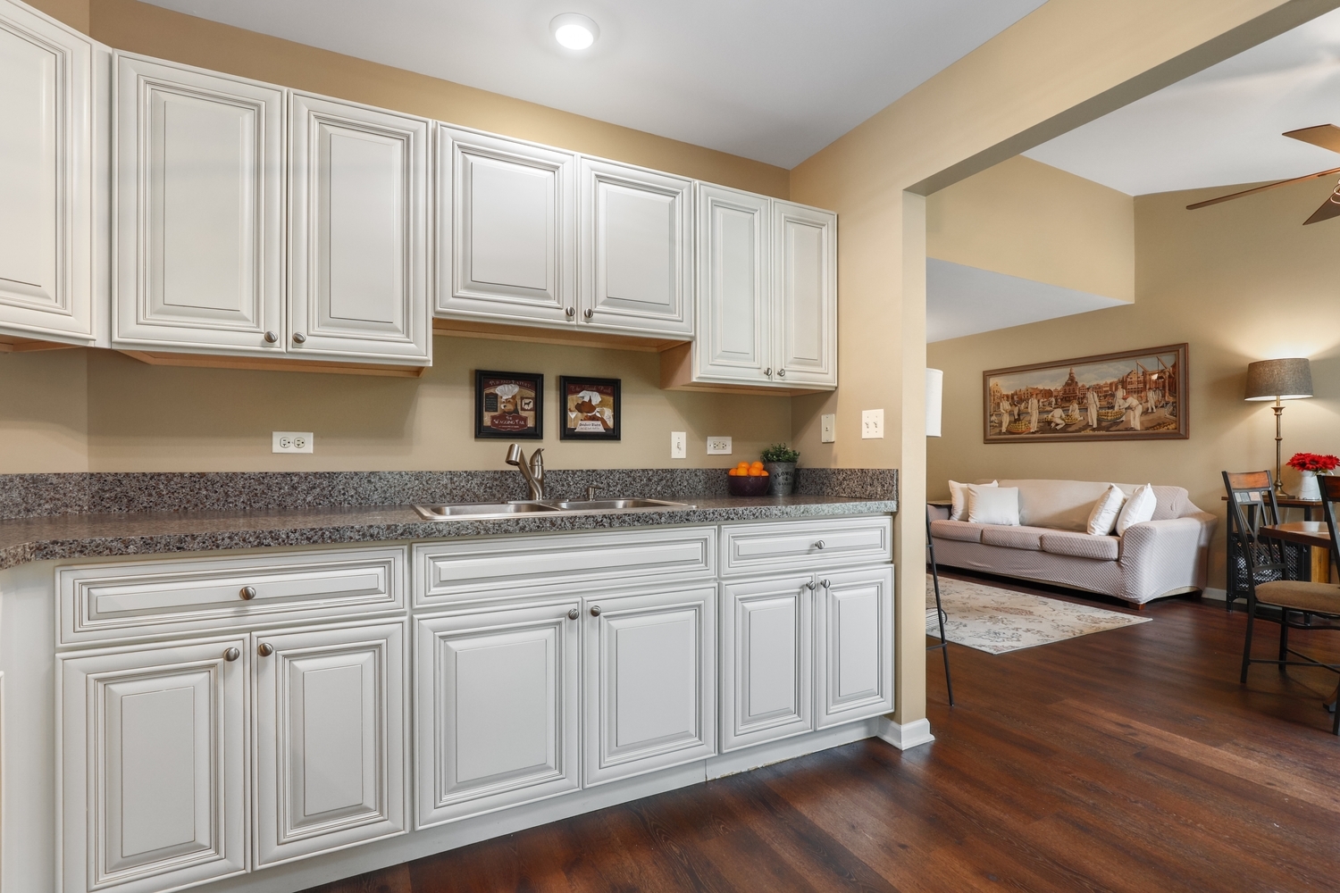 5th image of 2803 Rutland Cir, Naperville, IL 60564
